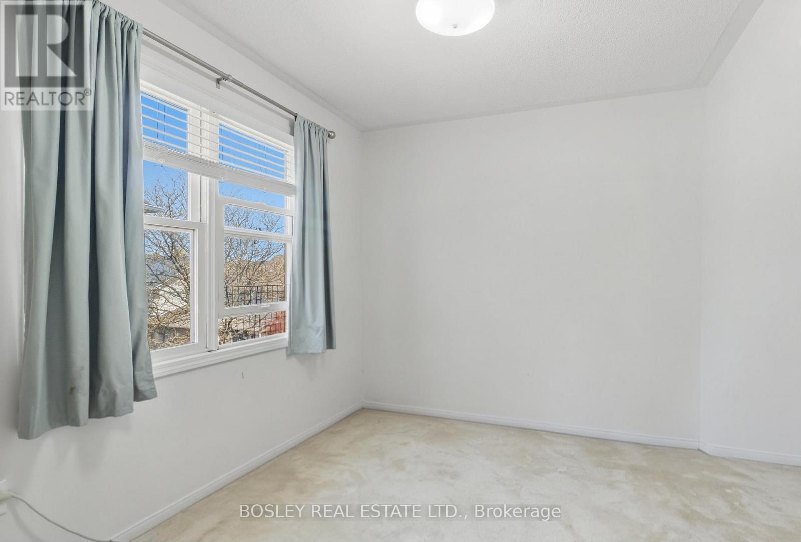 2223 Prescott Place, Burlington, Ontario  L7L 6L3 - Photo 14 - W13121370