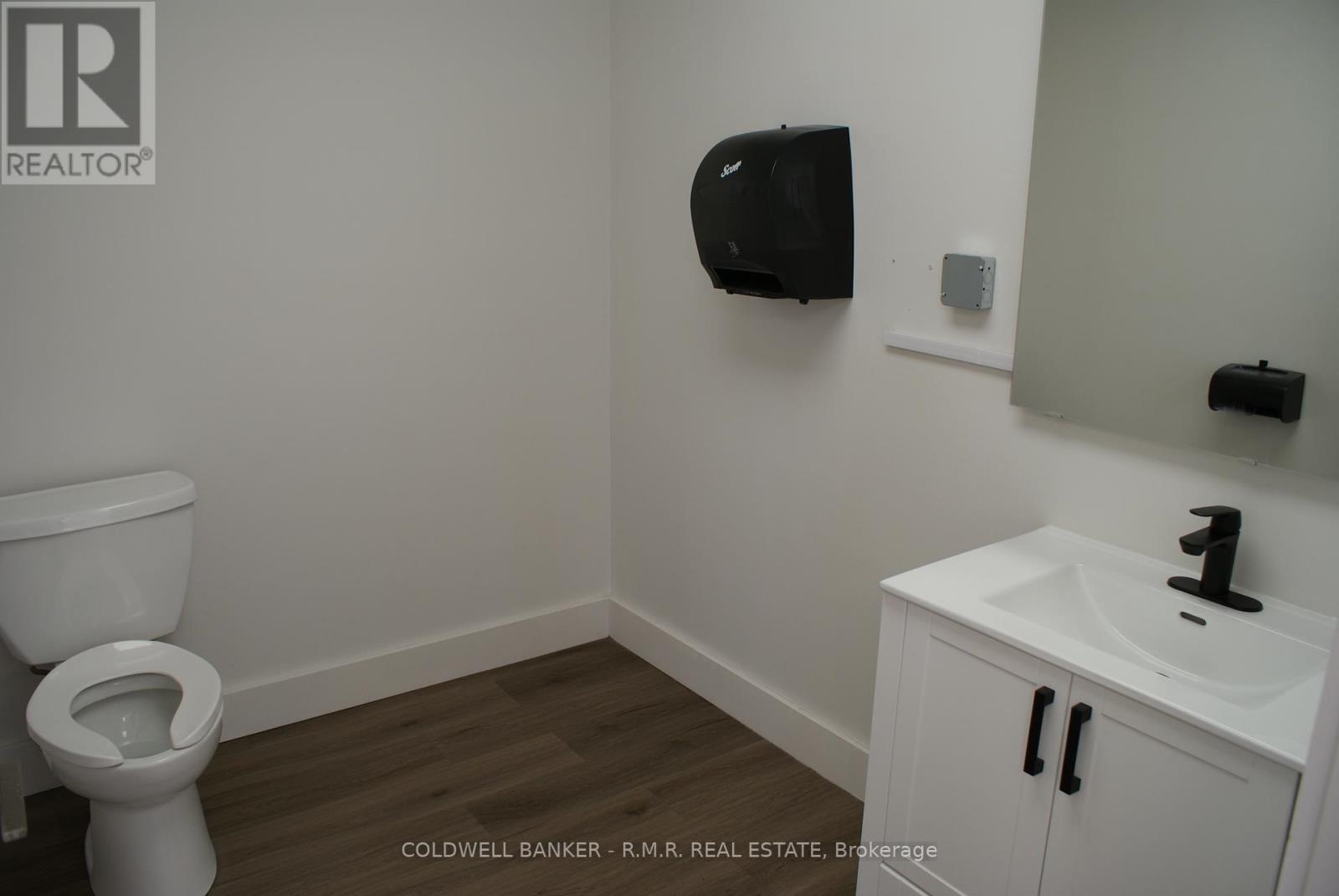 200-202 - 172 King Street E, Oshawa, Ontario  L1H 1B7 - Photo 5 - E12876862