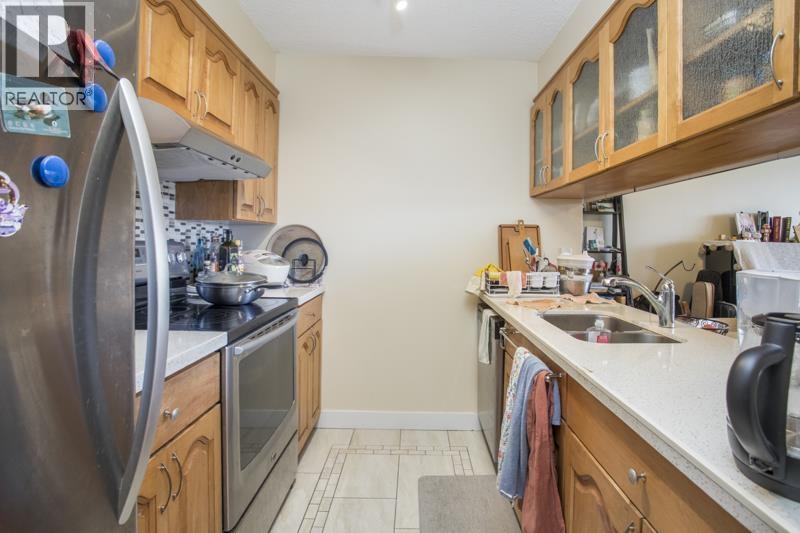 1607 9521 Cardston Court, Burnaby, British Columbia V3N 4R8 - Photo 13 - R3122891
