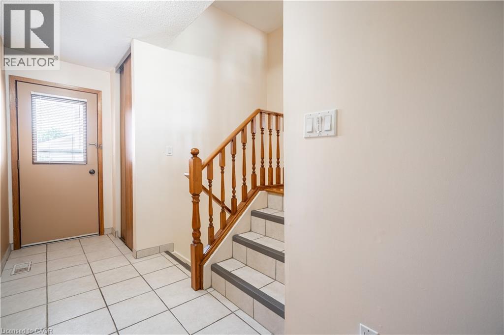 174 Vittorito Avenue, Hamilton, Ontario  L8E 3Z1 - Photo 5 - 40829834
