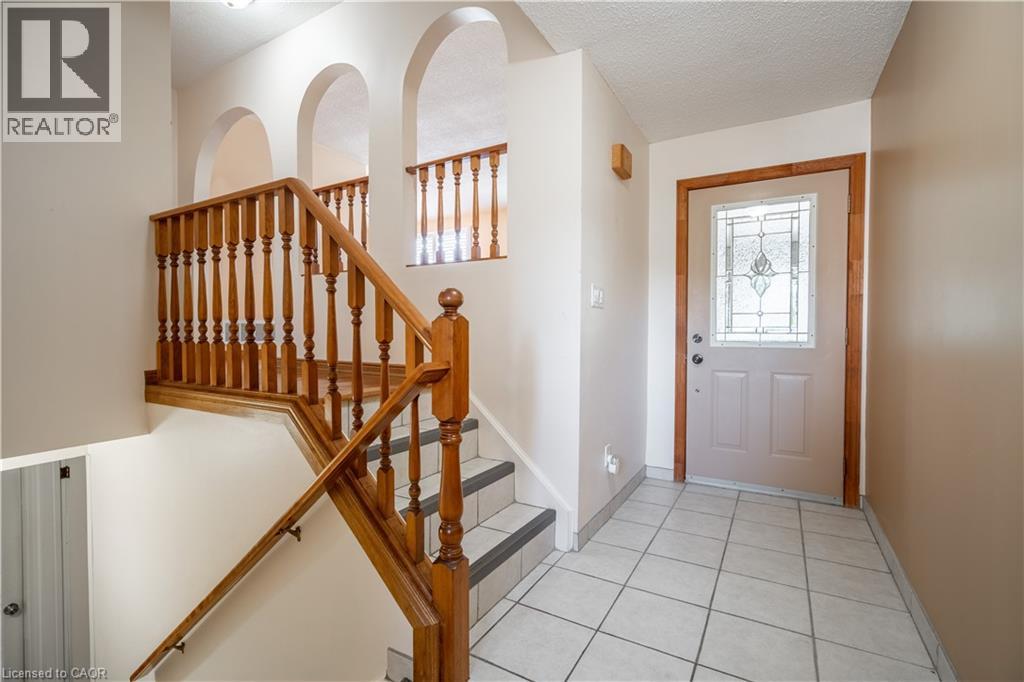 174 Vittorito Avenue, Hamilton, Ontario  L8E 3Z1 - Photo 6 - 40829834