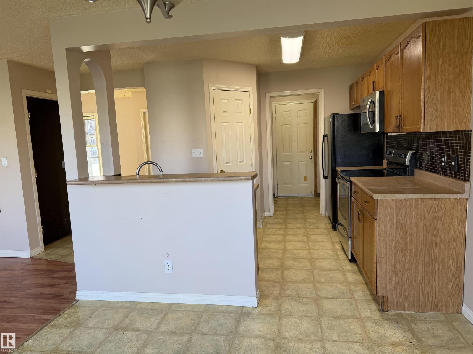 299 Westwood Pt, Fort Saskatchewan, Alberta  T8L 4N5 - Photo 6 - E4487335