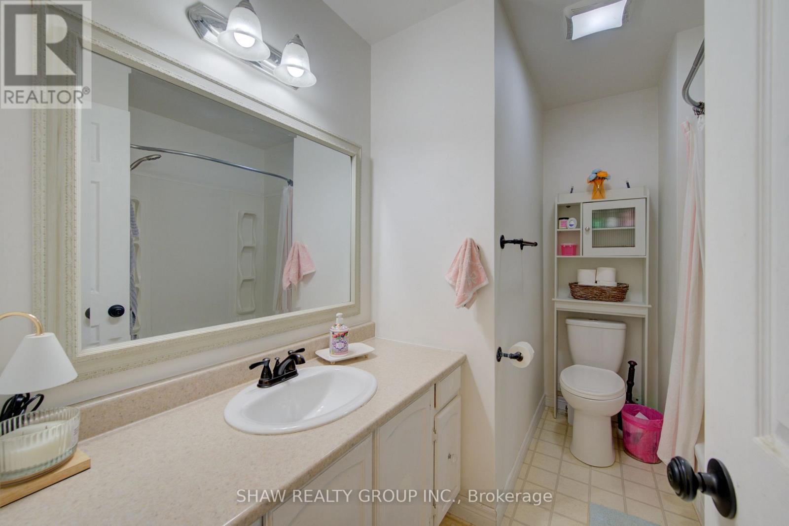 10 Ashton Court, Woodstock, Ontario  N4S 8N9 - Photo 18 - X13121296