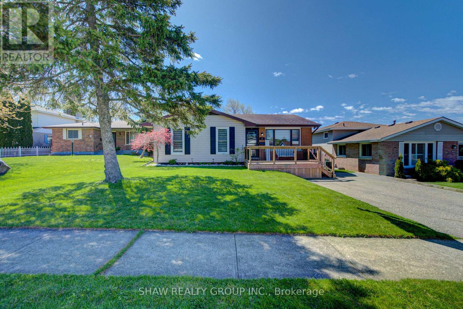 10 Ashton Court, Woodstock, Ontario  N4S 8N9 - Photo 4 - X13121296