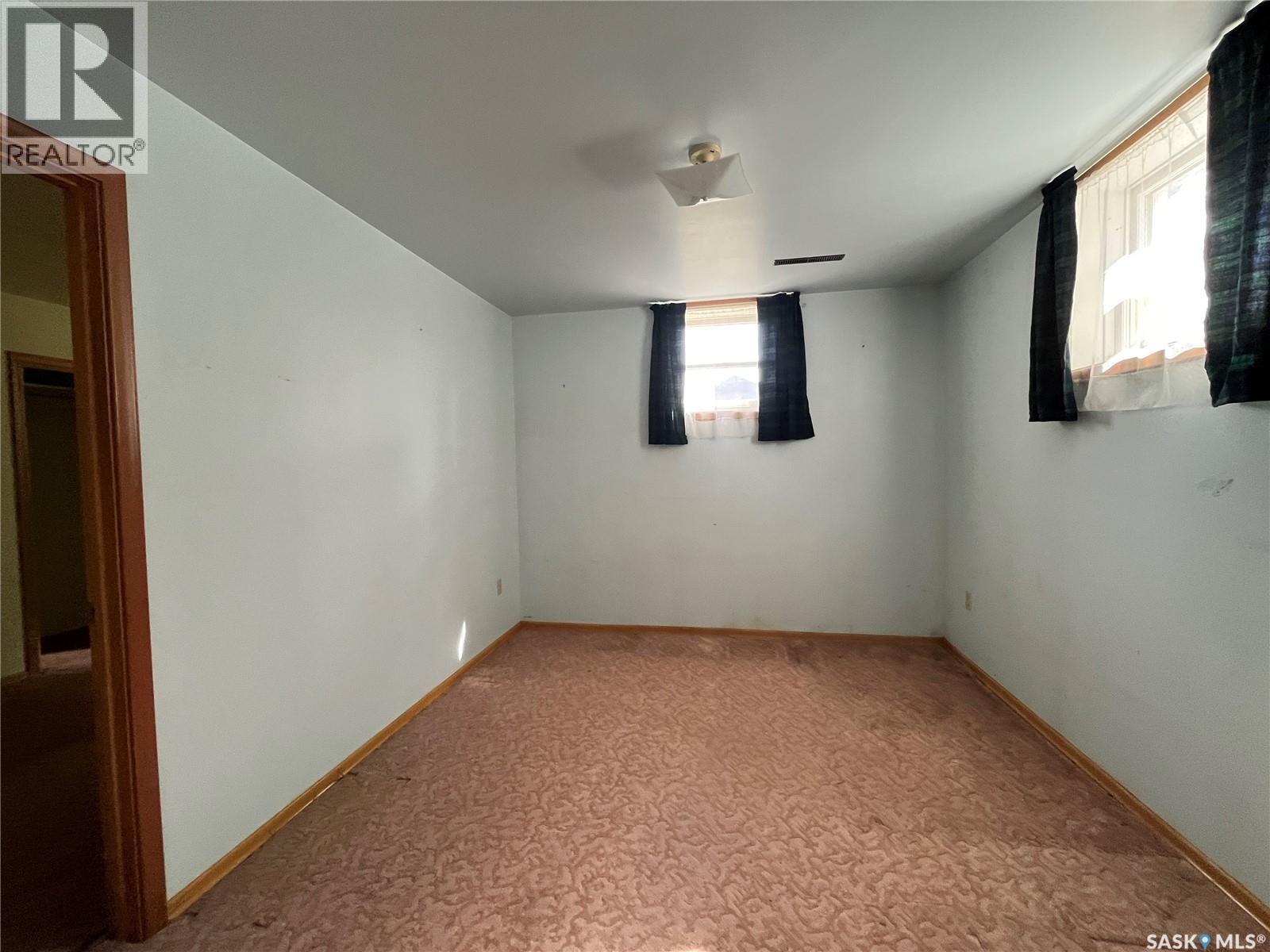 1010 13th Street W, Prince Albert, Saskatchewan  S6V 3H7 - Photo 14 - SK035651