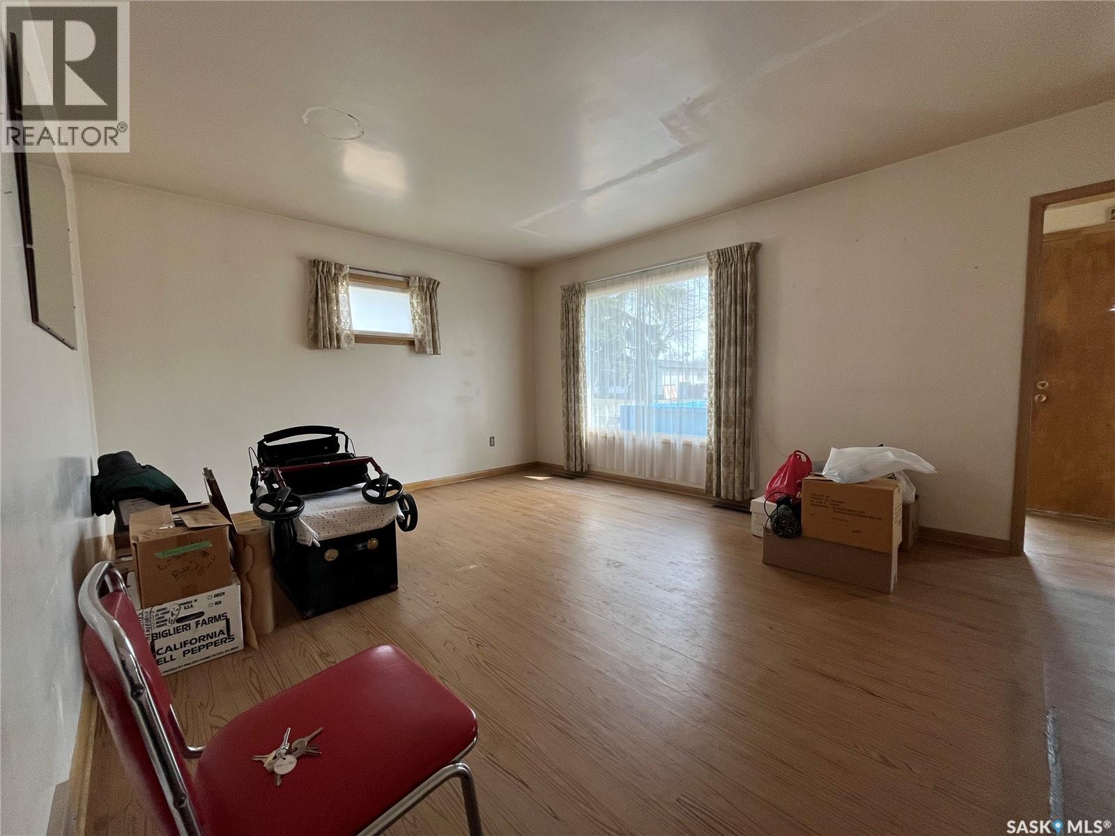 1010 13th Street W, Prince Albert, Saskatchewan  S6V 3H7 - Photo 7 - SK035651