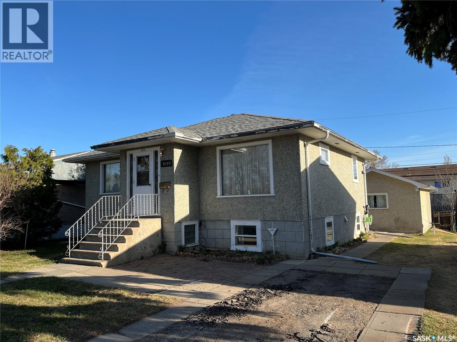 1010 13th Street W, Prince Albert, Saskatchewan  S6V 3H7 - Photo 1 - SK035651
