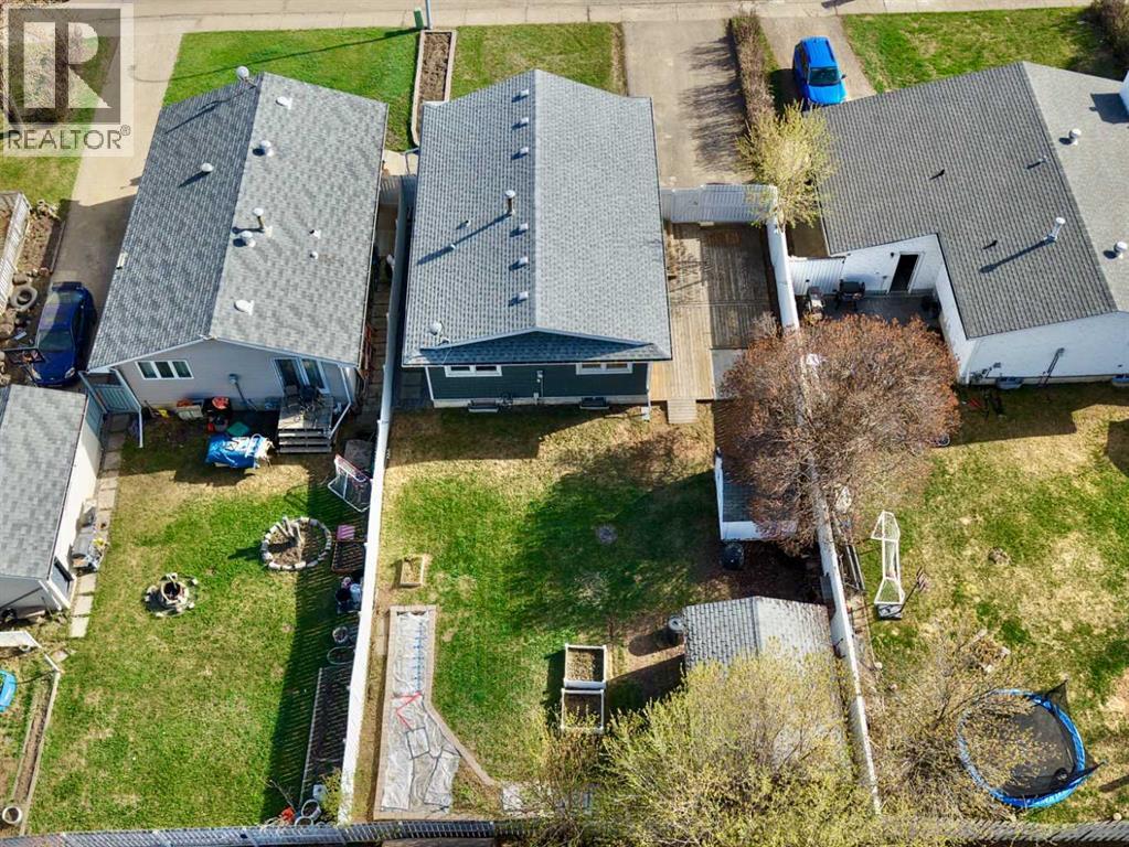 9618 80 Avenue, Peace River, Alberta  T8S 1E6 - Photo 6 - A2310319