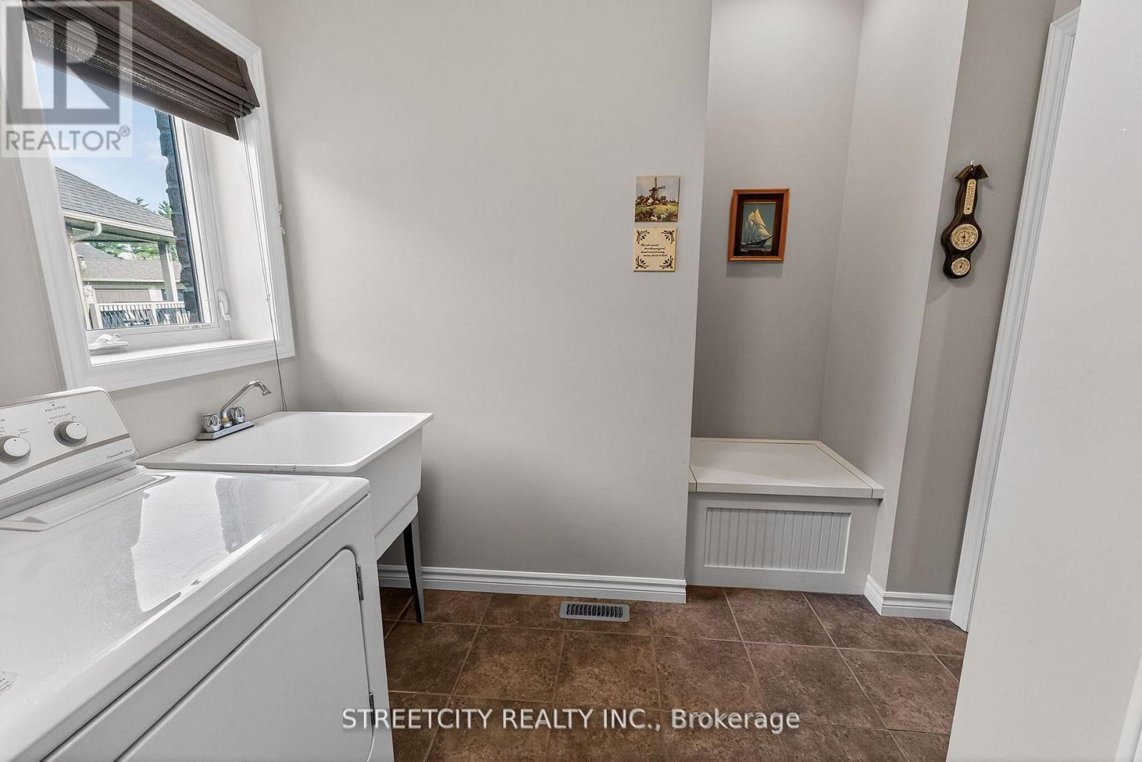 74 Westlake Drive, St. Thomas, Ontario  N5P 0B7 - Photo 26 - X13121438