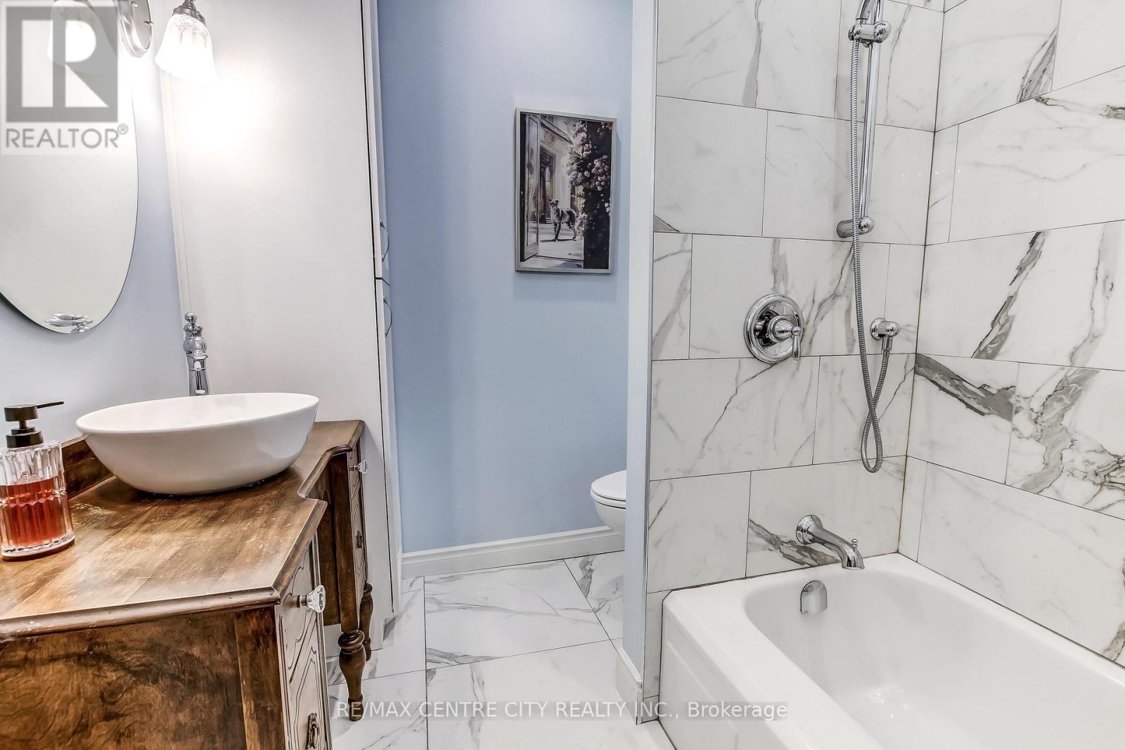 9 Heathcote Avenue, London North, Ontario  N6G 1V3 - Photo 11 - X13121508