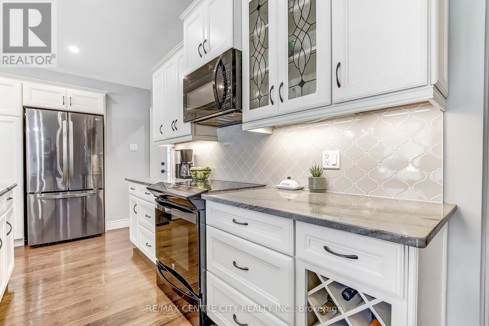 9 Heathcote Avenue, London North, Ontario  N6G 1V3 - Photo 7 - X13121508