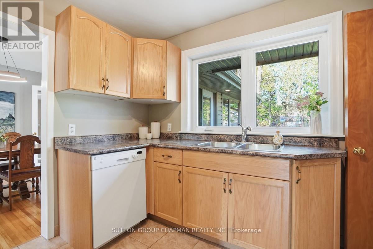 590 Oakridge Drive, London North, Ontario  N6H 3G2 - Photo 14 - X13121544