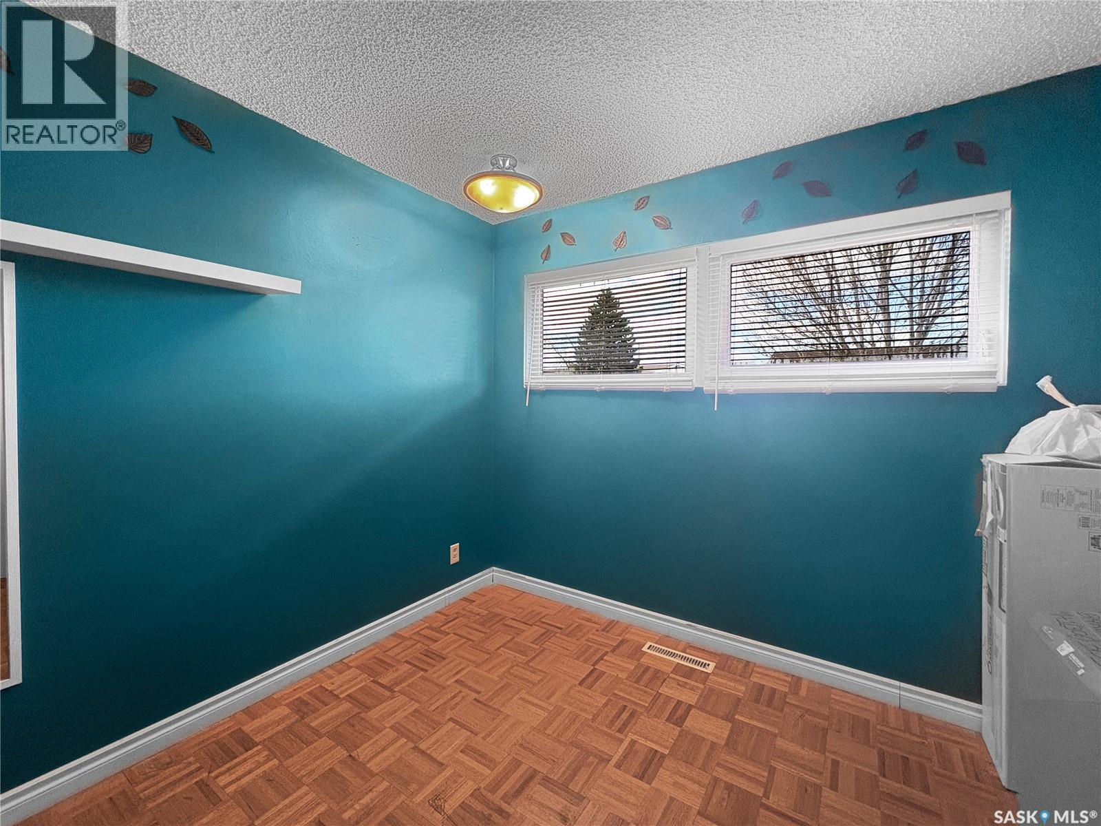 1762 91st Street, North Battleford, Saskatchewan  S9A 0A5 - Photo 10 - SK035765