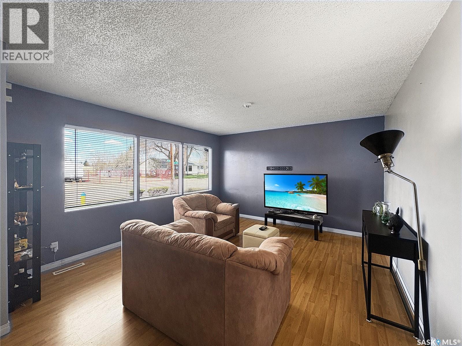 1762 91st Street, North Battleford, Saskatchewan  S9A 0A5 - Photo 3 - SK035765