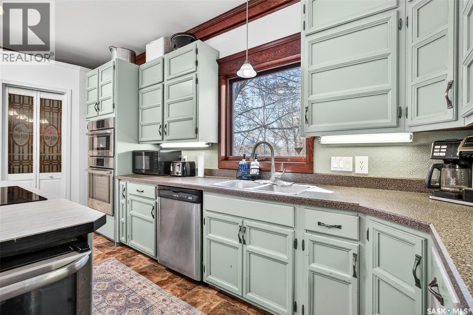 1037 Chestnut Avenue, Moose Jaw, Saskatchewan  S6H 1A5 - Photo 45 - SK035667