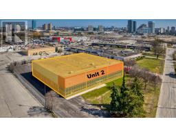 UNIT 2 - 35 PRINCE ANDREW PLACE, Toronto, Ontario