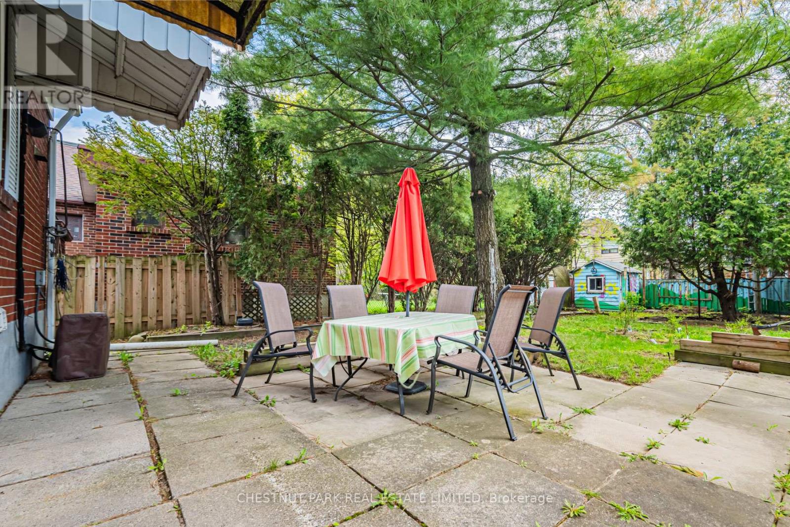 26 Roberta Drive, Toronto, Ontario  M6A 2J5 - Photo 40 - C13115248