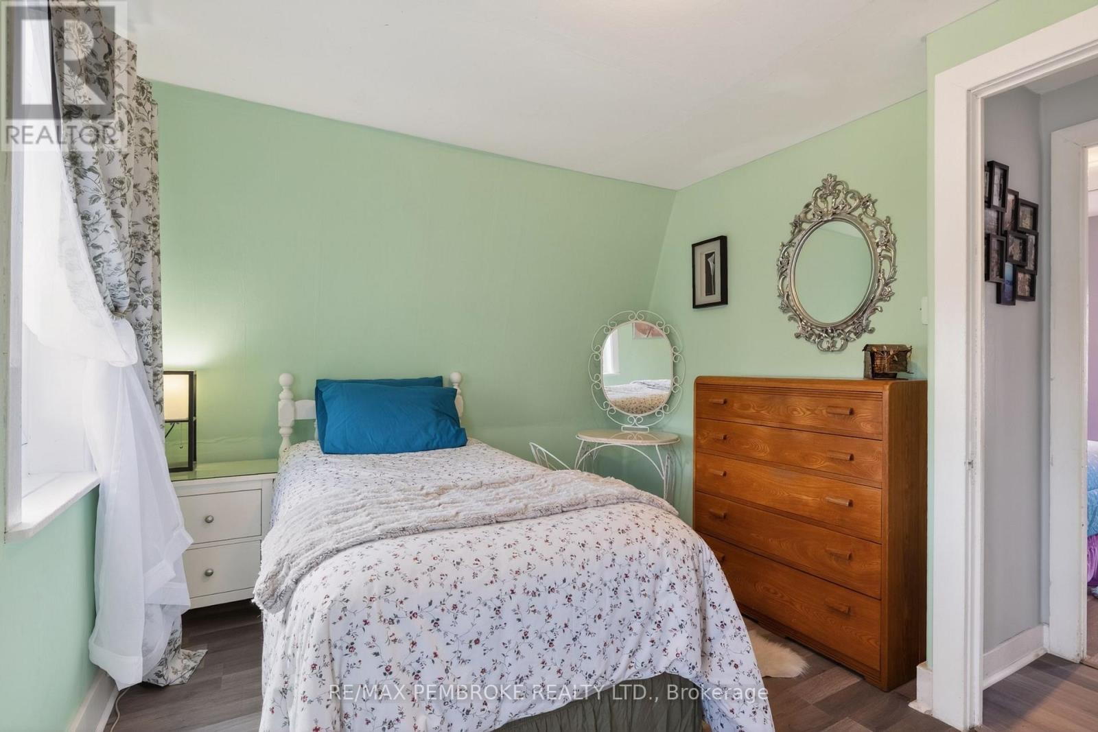 302 Willard Street, Pembroke, Ontario  K8A 3T7 - Photo 20 - X13121488