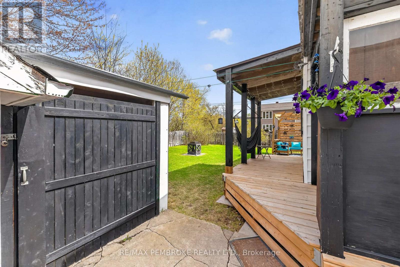 302 Willard Street, Pembroke, Ontario  K8A 3T7 - Photo 4 - X13121488