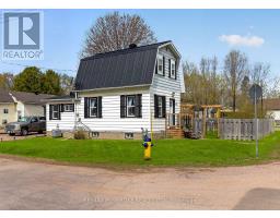 302 WILLARD STREET, Pembroke, Ontario