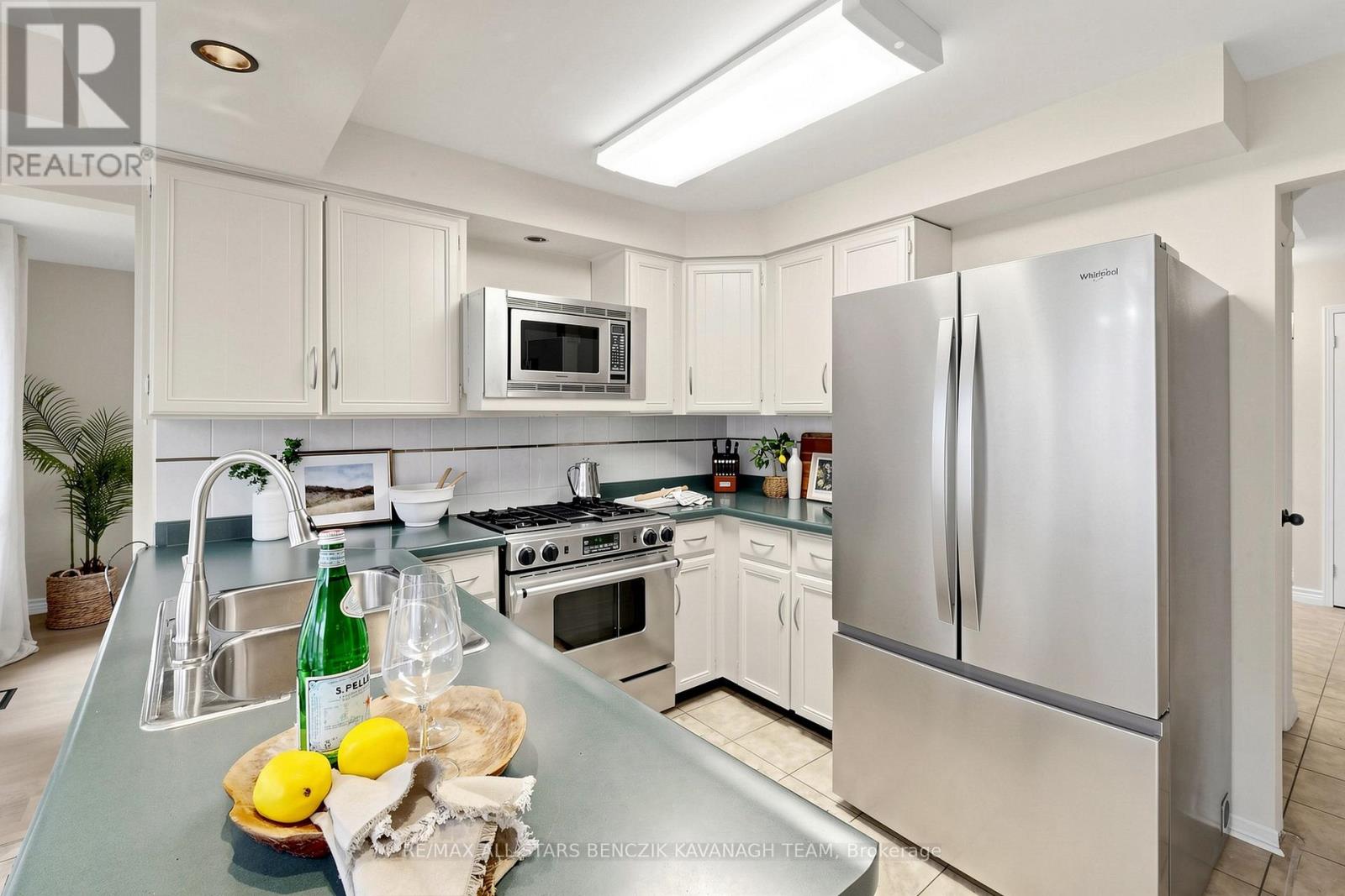 215 Fincham Avenue, Markham, Ontario  L3P 4B4 - Photo 9 - N13095540