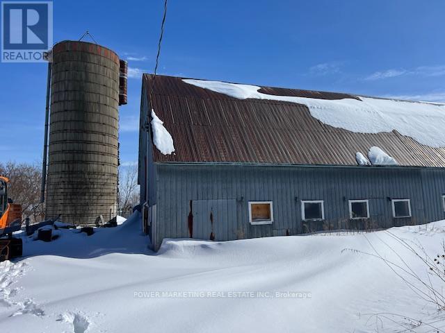 955 St Guillaume Road, Russell, Ontario  K0A 1W0 - Photo 14 - X12816346