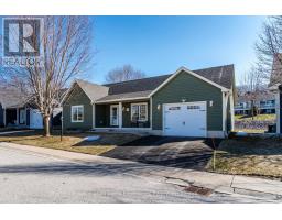 1 GIDLEY COURT, Penetanguishene, Ontario