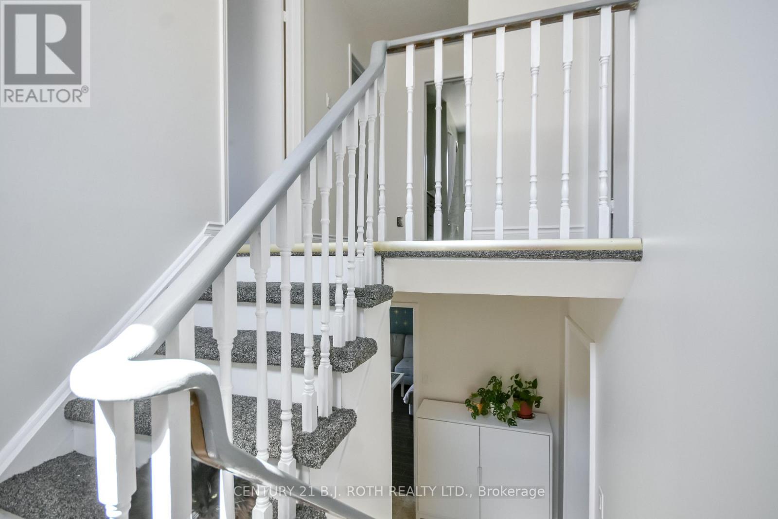 55 Moon Drive, Barrie, Ontario  L4N 7G8 - Photo 17 - S13084858