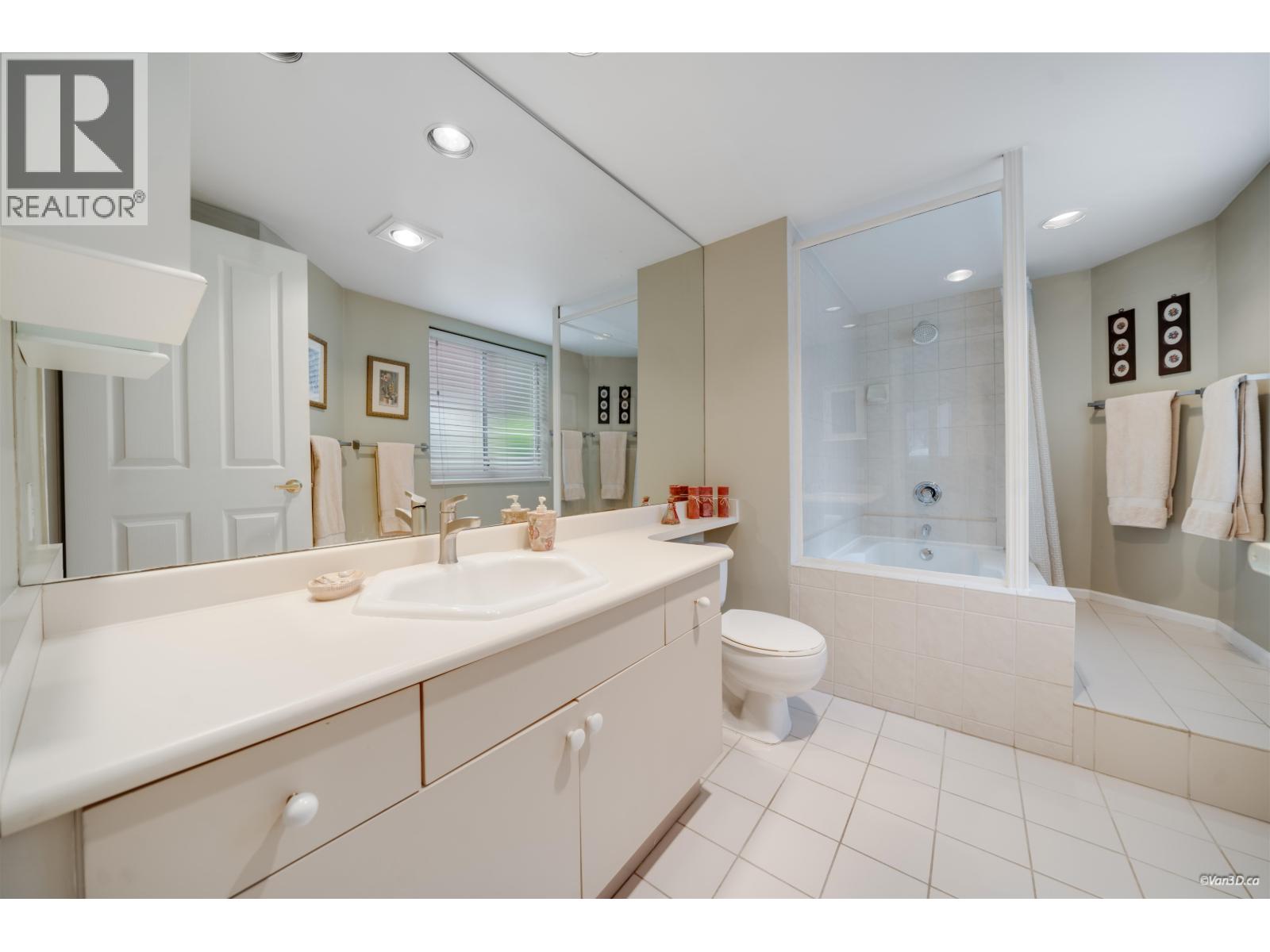 101 525 Austin Avenue, Coquitlam, British Columbia  V3K 3M6 - Photo 20 - R3123113