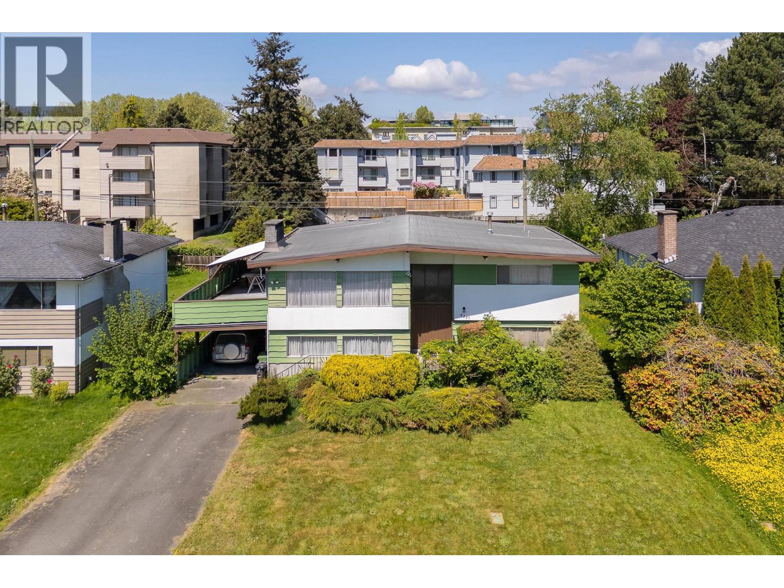 8371 SPIRES ROAD, Richmond, British Columbia