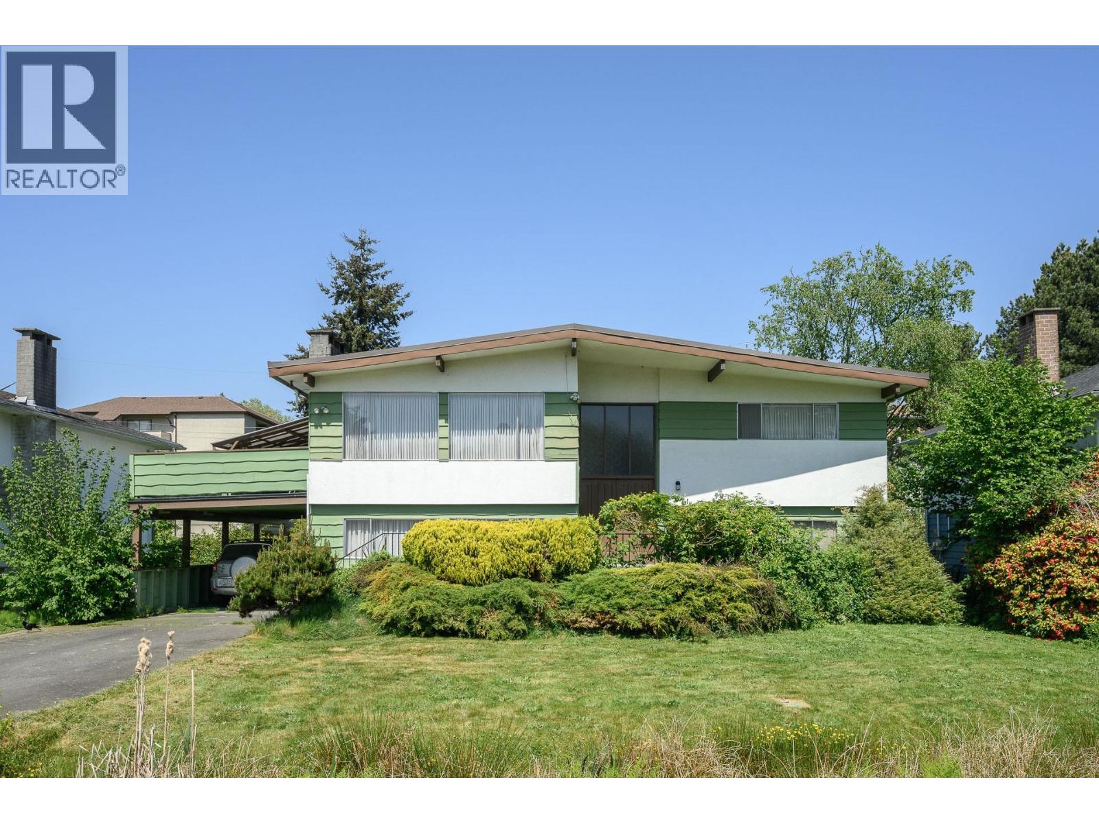 8371 Spires Road, Richmond, British Columbia  V6Y 1W1 - Photo 3 - R3123104