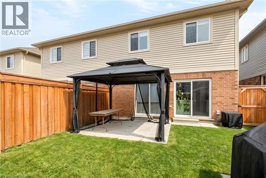 74 Bobolink Road, Hamilton, Ontario  L9A 2P5 - Photo 37 - 40804719
