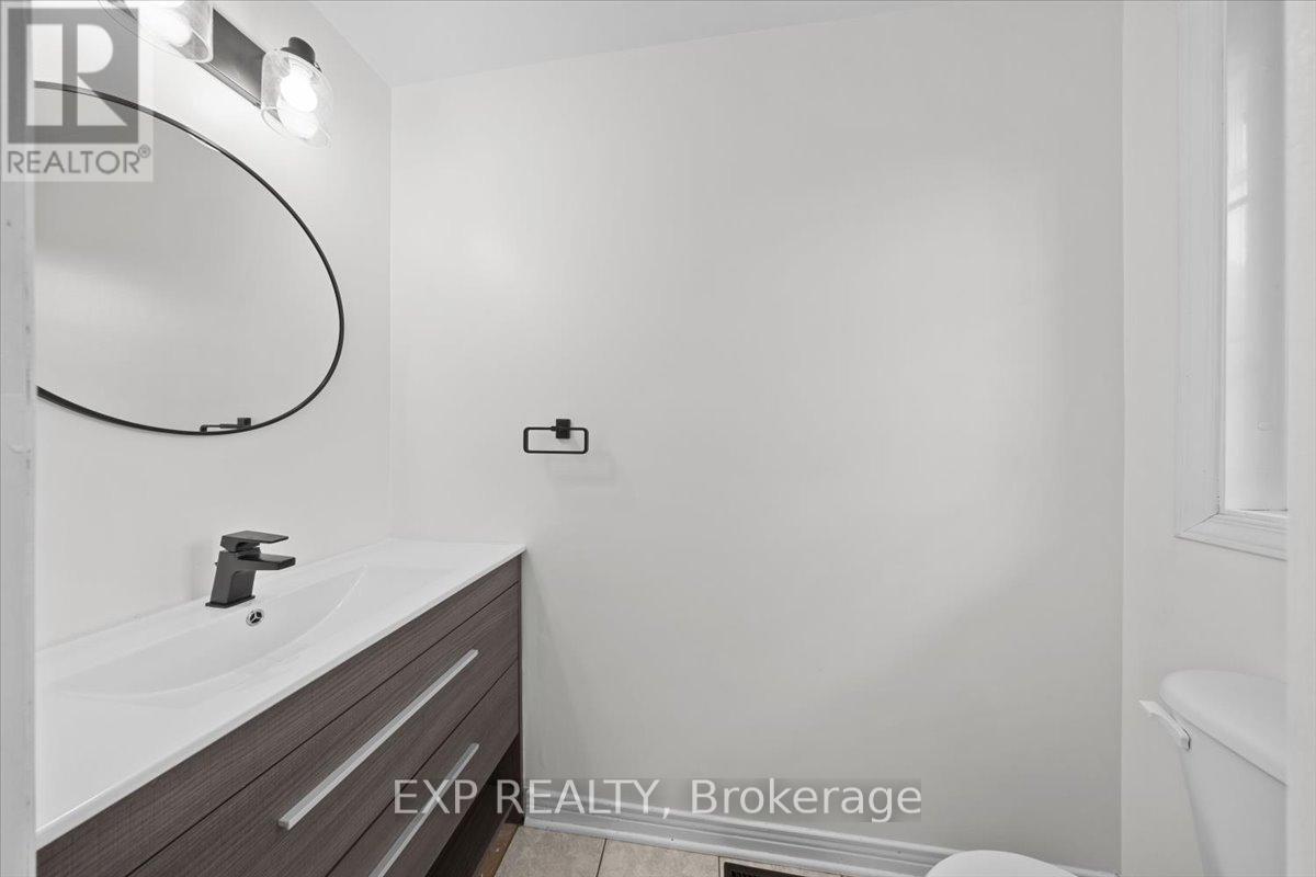 943 Markwick Crescent, Ottawa, Ontario  K4A 4J1 - Photo 4 - X13121520