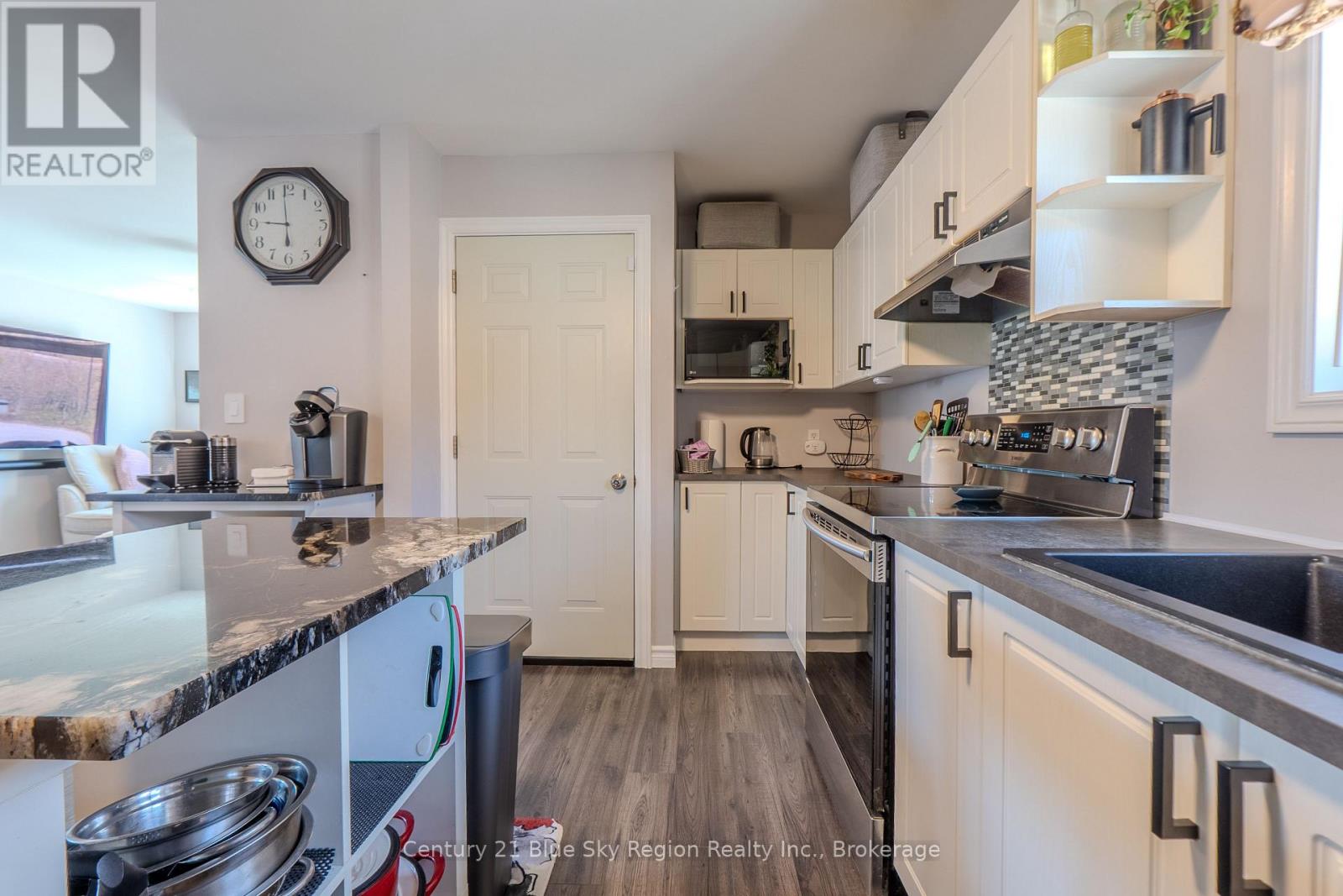 208 Gould Avenue, North Bay, Ontario  P1B 7C7 - Photo 10 - X13121578