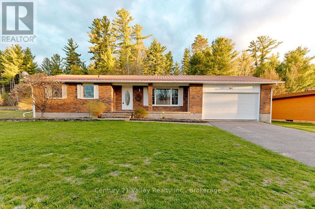 107 AUGSBURG ROAD, Bonnechere Valley, Ontario