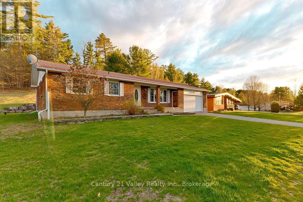 107 Augsburg Road, Bonnechere Valley, Ontario  K0J 1T0 - Photo 3 - X13113324