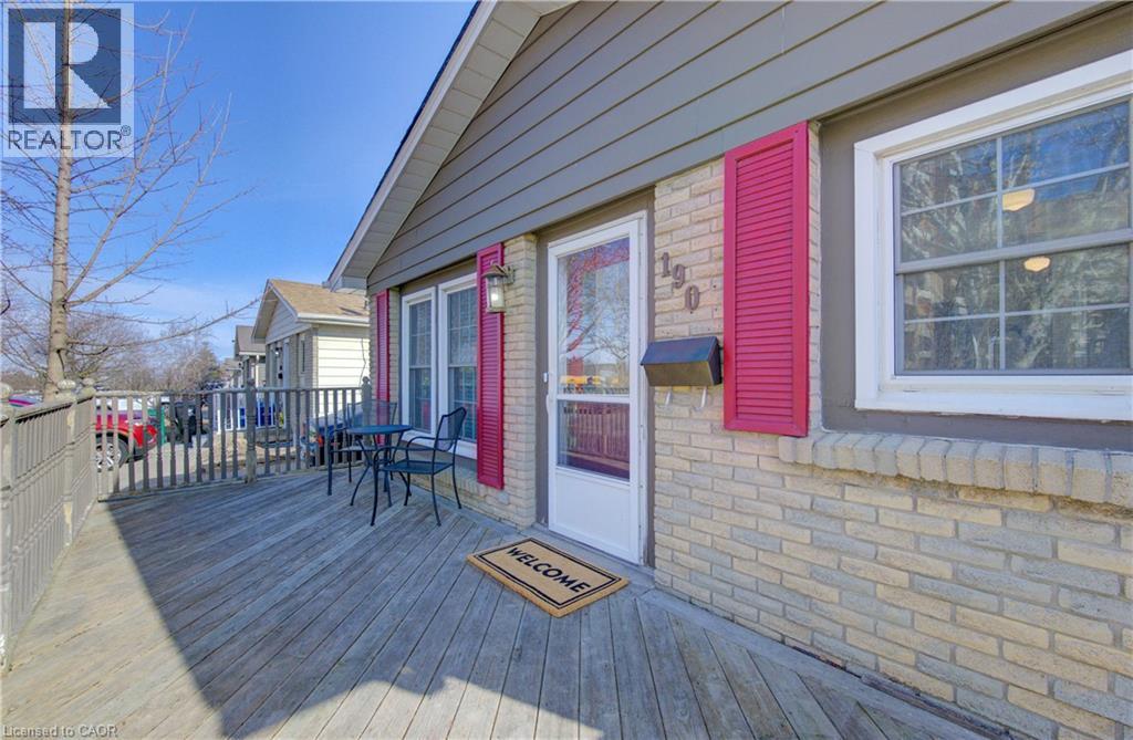 190 Natchez Road, Kitchener, Ontario  N2B 3L2 - Photo 2 - 40829795