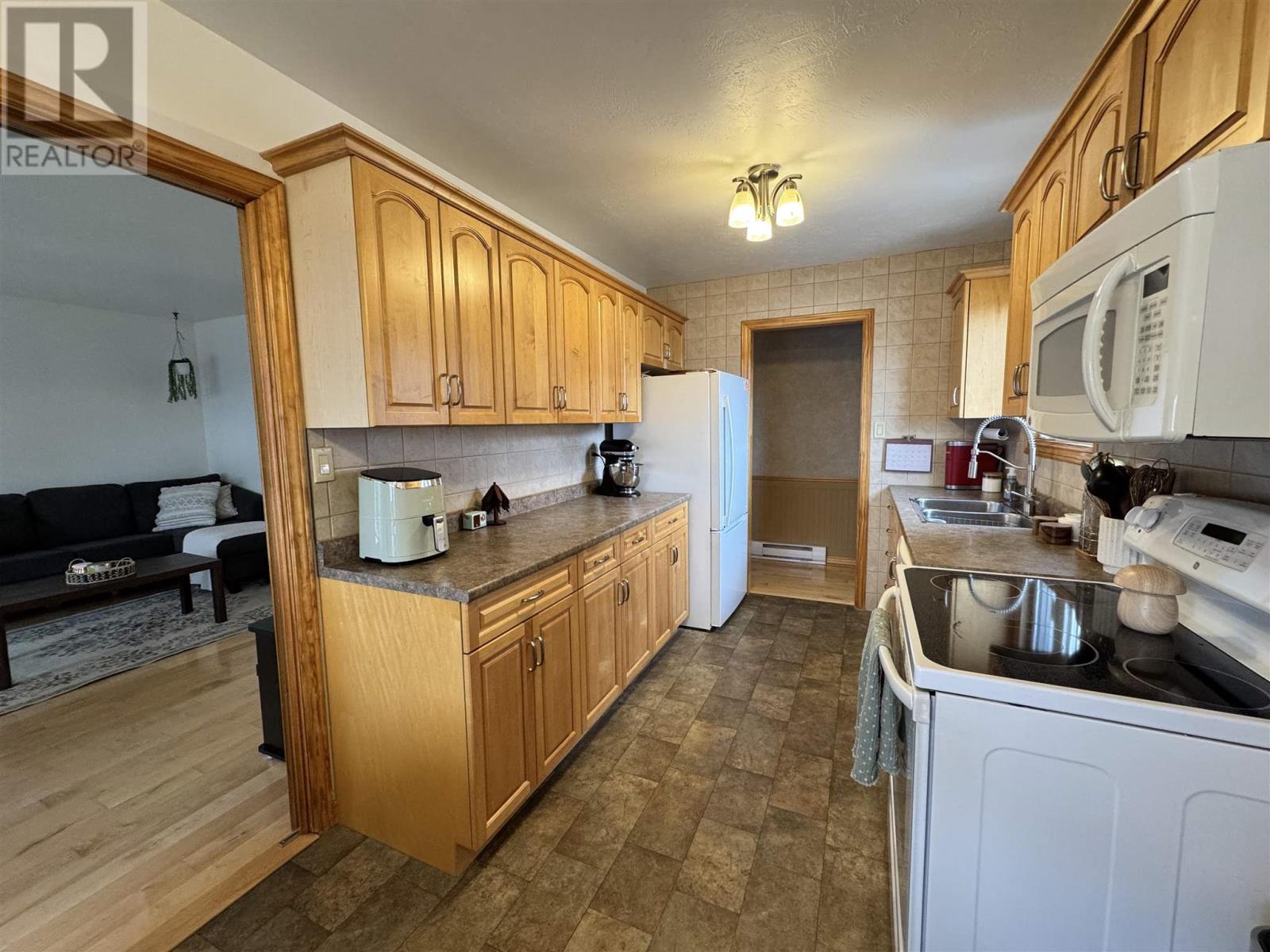 112 Lansdowne St S, Chapleau, Ontario  P0M 1K0 - Photo 17 - SM260856