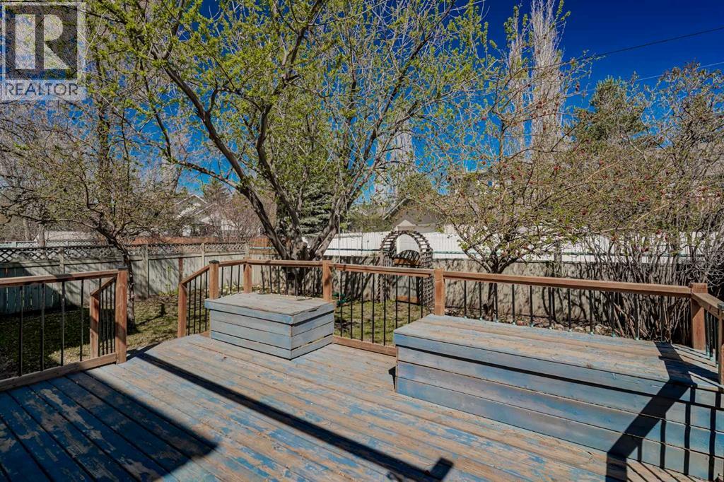 36 Chaparral Drive, Calgary, Alberta  T2X 3J6 - Photo 45 - A2309497