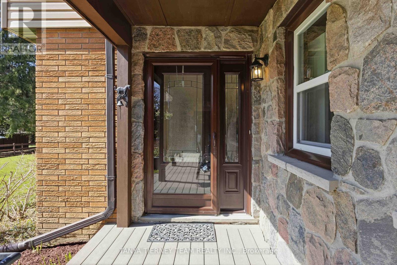 1180 Lakeridge Road, Uxbridge, Ontario  L0B 1A0 - Photo 5 - N13105106