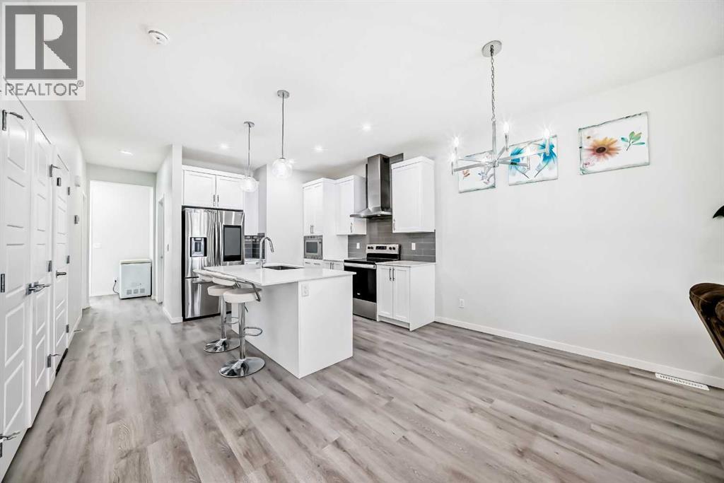 332 Dawson Drive, Chestermere, Alberta  T1X 2R3 - Photo 5 - A2309306
