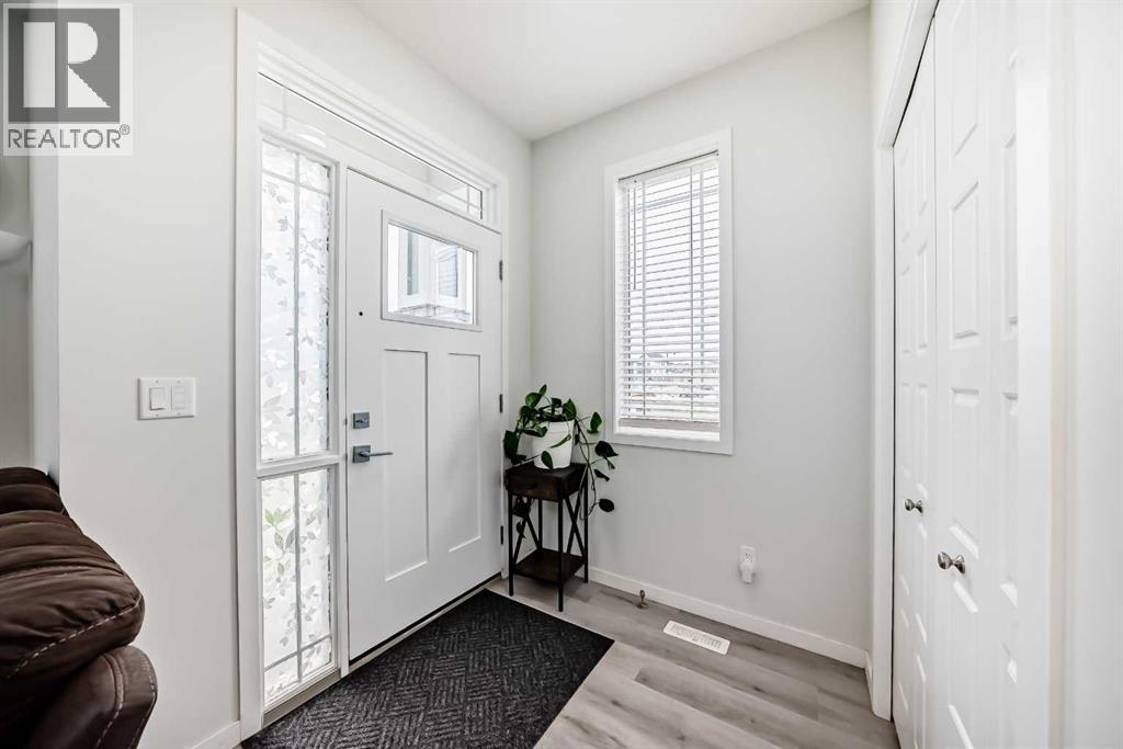 332 Dawson Drive, Chestermere, Alberta  T1X 2R3 - Photo 3 - A2309306