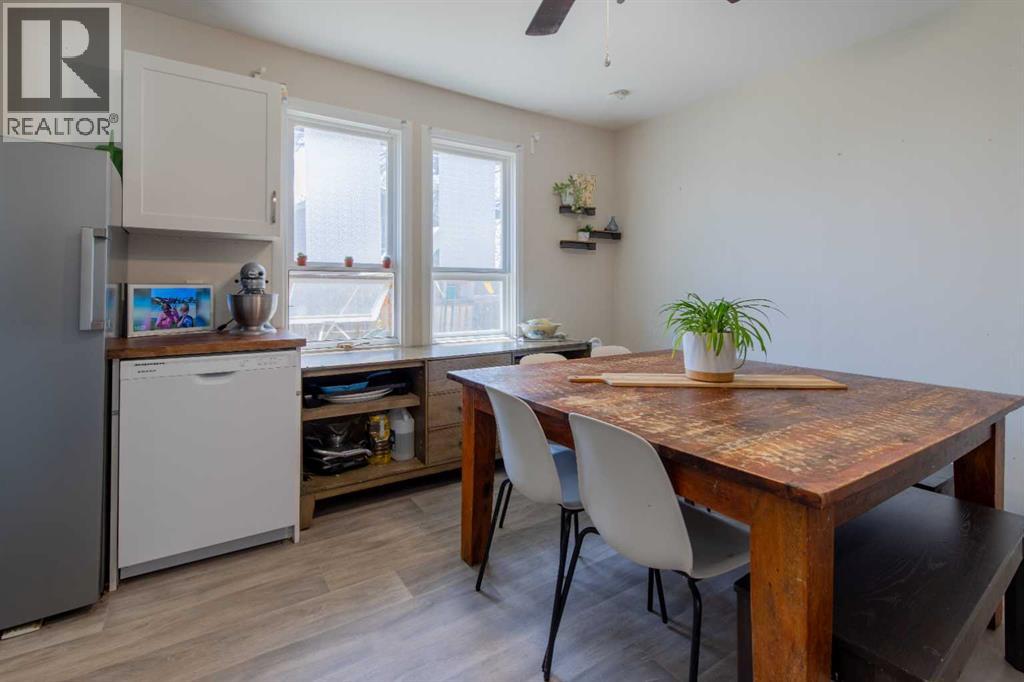 375 N 100 W, Raymond, Alberta  T0K 2S0 - Photo 11 - A2310229