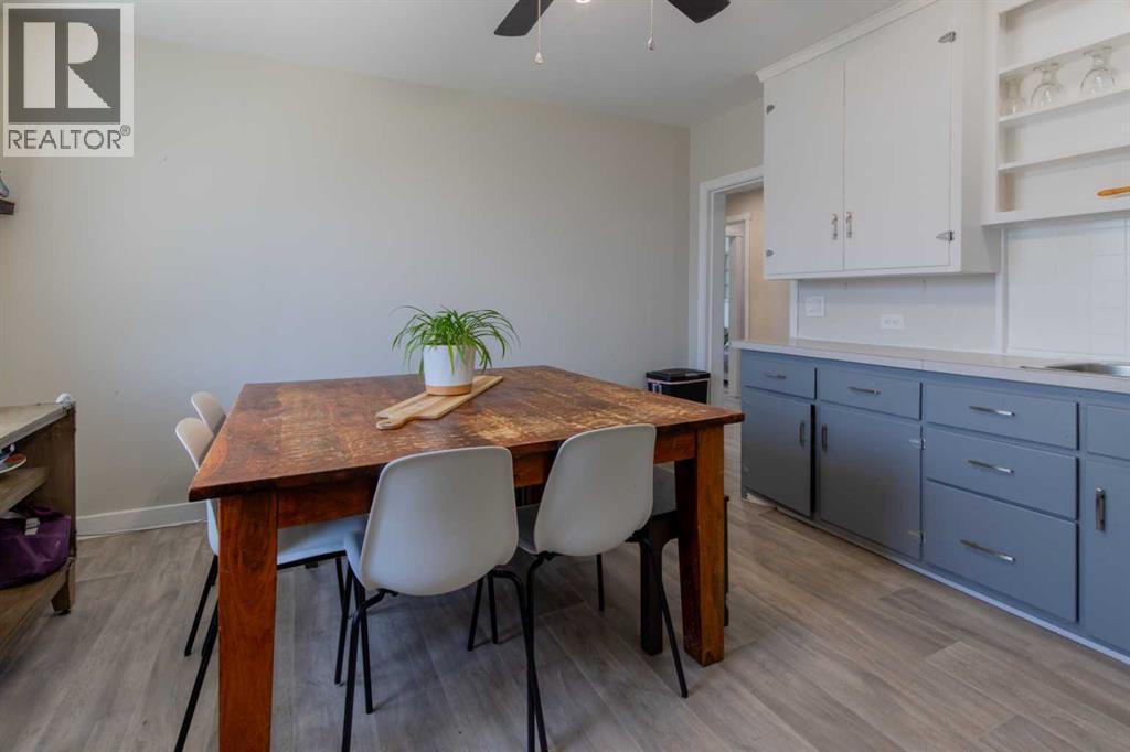 375 N 100 W, Raymond, Alberta  T0K 2S0 - Photo 12 - A2310229