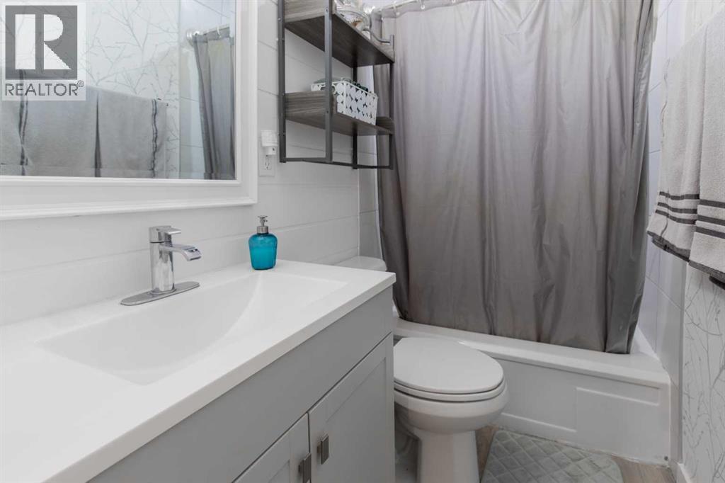 375 N 100 W, Raymond, Alberta  T0K 2S0 - Photo 17 - A2310229