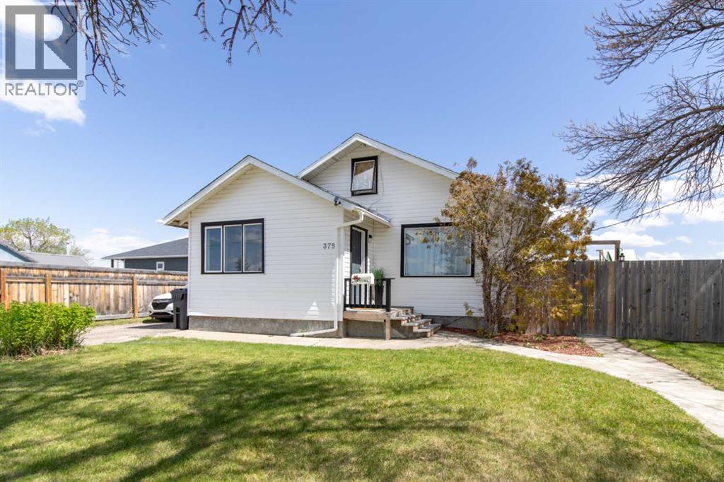 375 N 100 W, Raymond, Alberta  T0K 2S0 - Photo 26 - A2310229