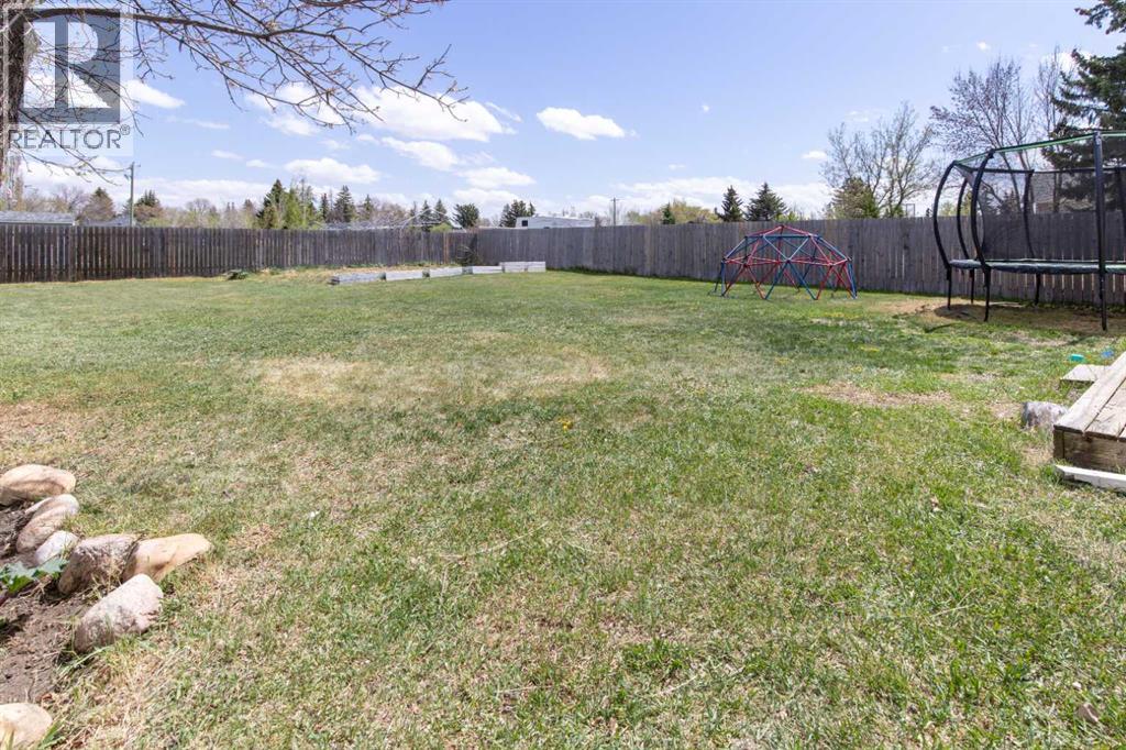 375 N 100 W, Raymond, Alberta  T0K 2S0 - Photo 31 - A2310229