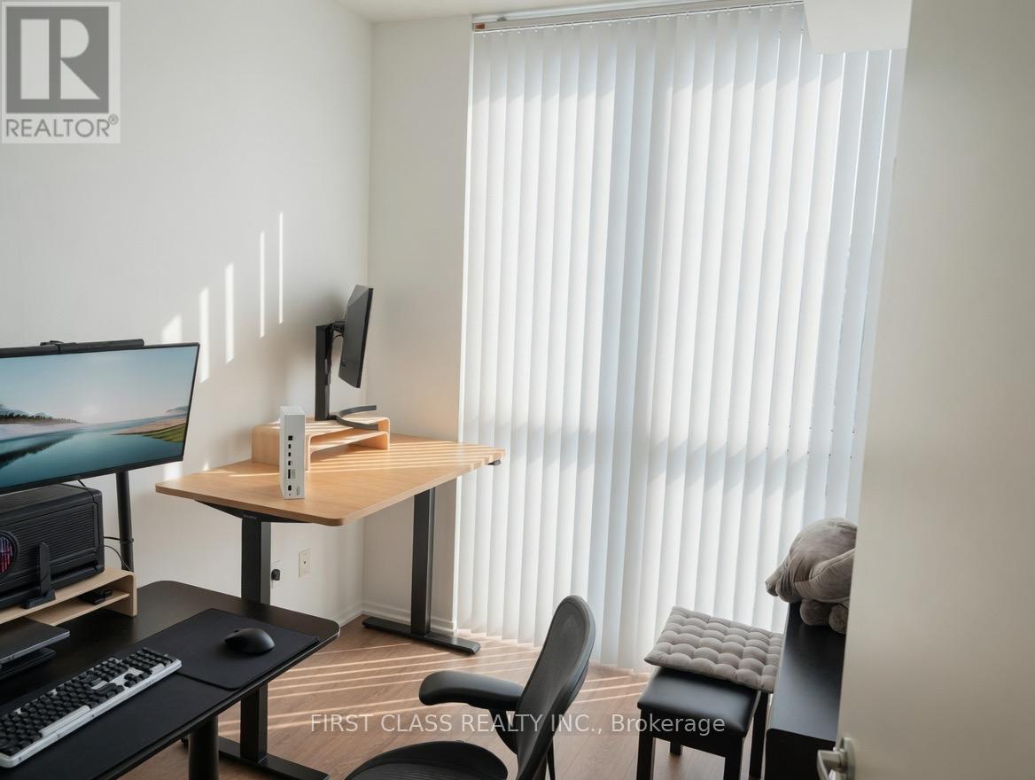 3802 - 45 Charles Street E, Toronto, Ontario  M4Y 0B8 - Photo 3 - C13108372