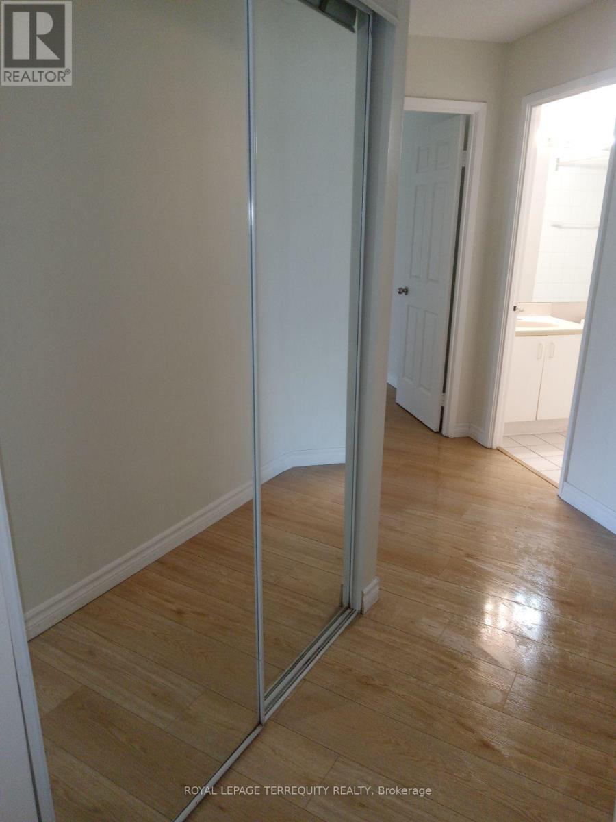 919 - 711 Bay Street, Toronto, Ontario  M5G 2J8 - Photo 12 - C13121400