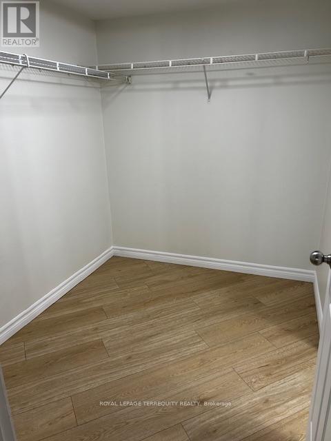 919 - 711 Bay Street, Toronto, Ontario  M5G 2J8 - Photo 18 - C13121400